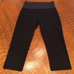 Forever21 spandex exercise capris